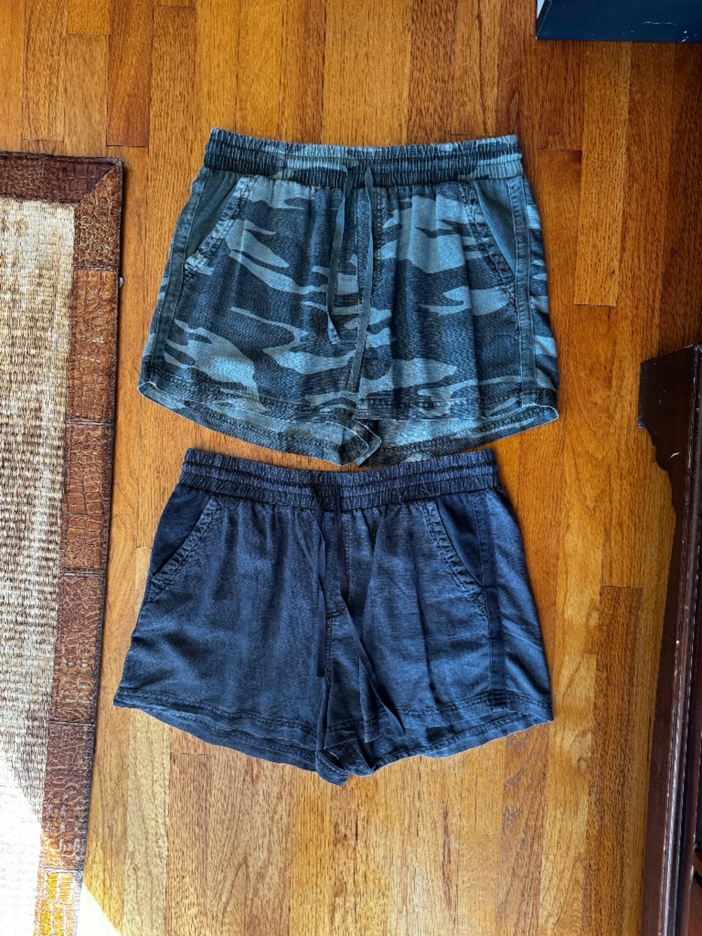 Splendid Like New Linen Shorts